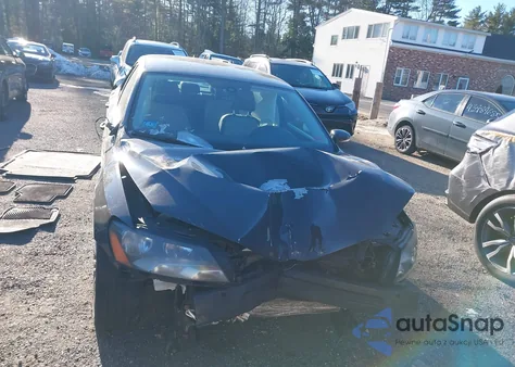 2015 Volkswagen Passat 1.8T Sport z USA, uszkodzony, nr VIN 1VWBT7A37FC064798